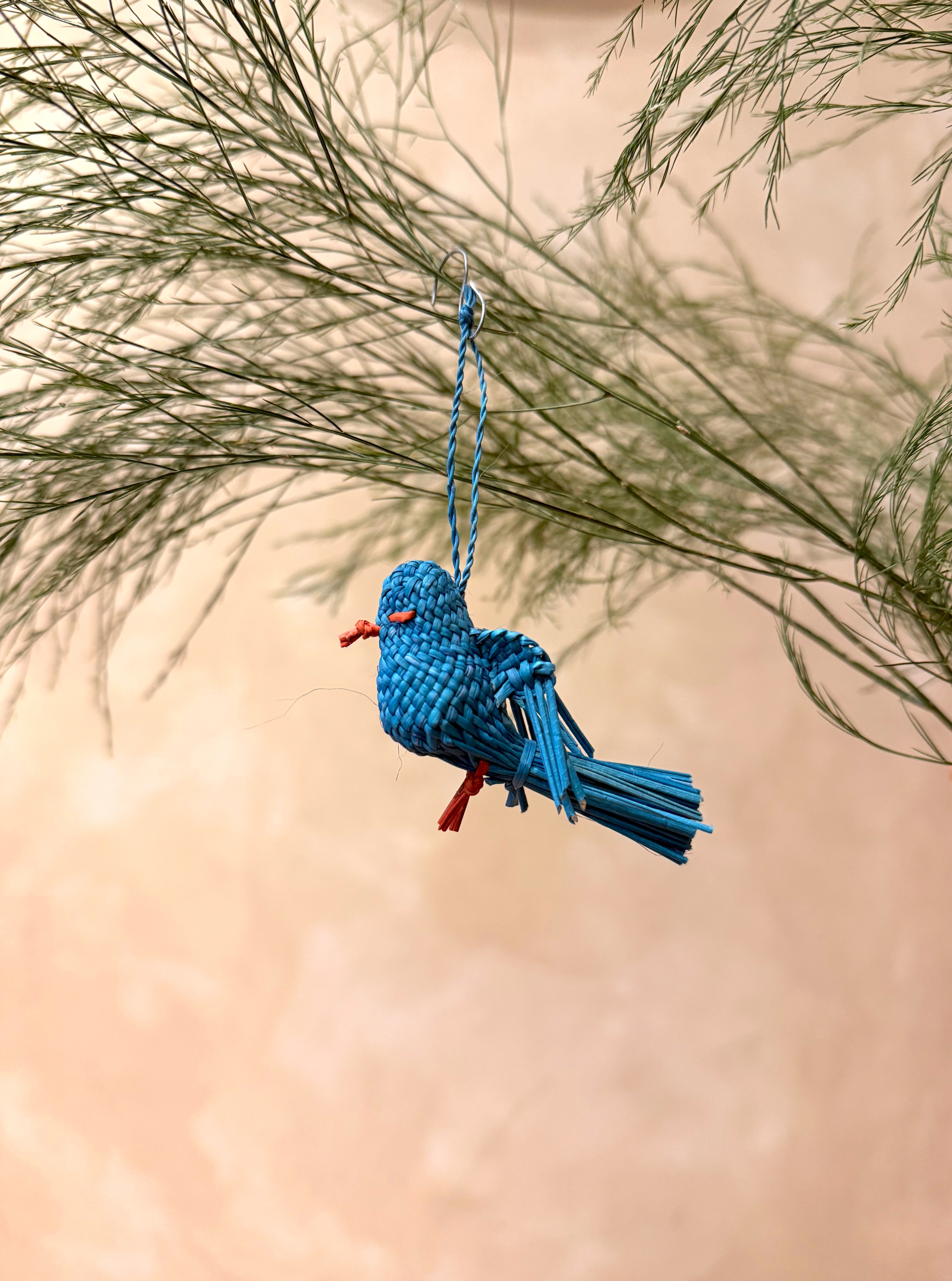 Pajaritos tejidos a mano