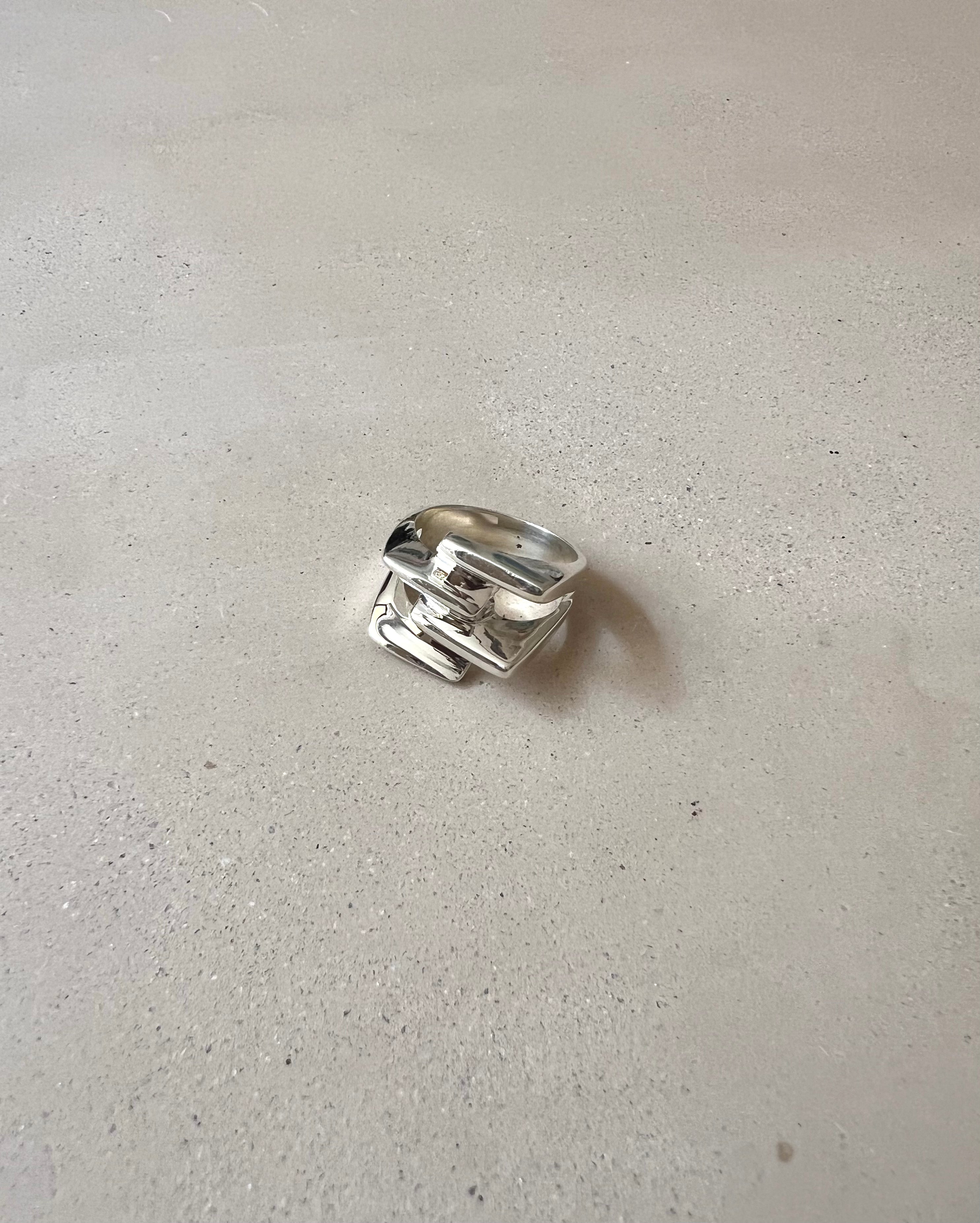 925 Sterling Silver Peldaño ring